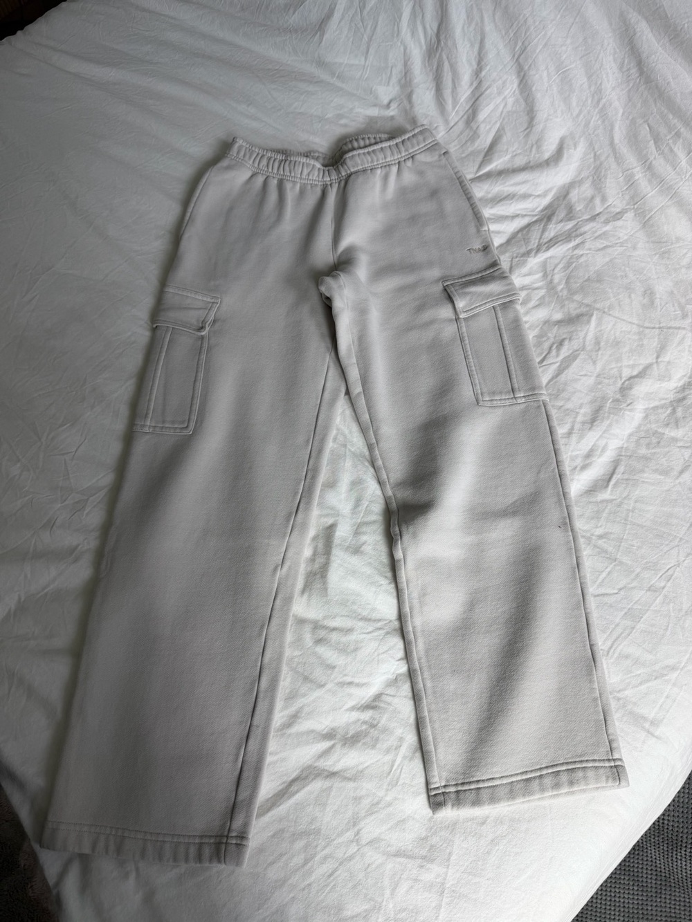 ARITZIA TNA Cozy Sweatfleece Mega Cargo Sweatpant